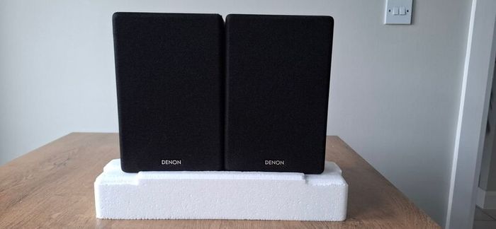 Denon Ceol Series SCN-10 Bookshelf Speakers 65W
