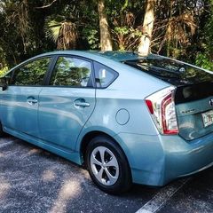 breaking prius 2014