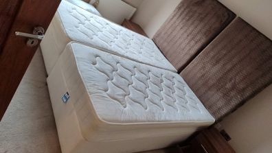 2 single bed