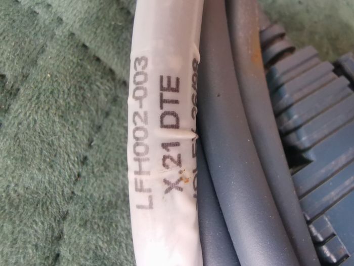 X. 21 cable 298cm long