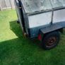 dog trailer Image 2