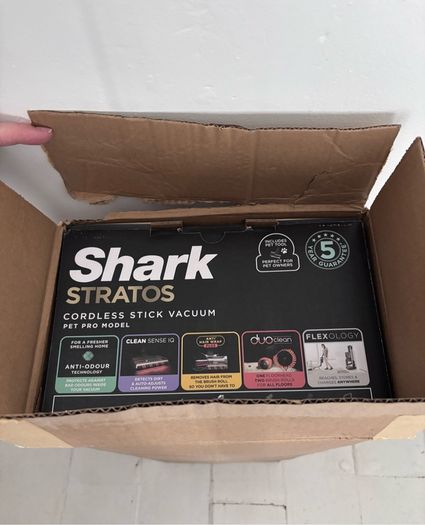Shark Stratos Anti Hair Wrap Plus Pet Pro Cordless Stick Vacuum Cleaner - brand new in box