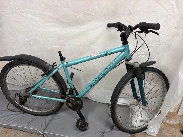 mountsin bike