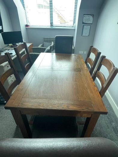 Dining Table and 6 Chairs