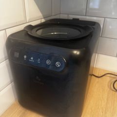 Kompo food composter