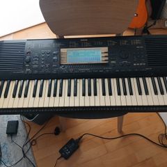 Yamaha PSR 730 90s Keyboard with floppy disk