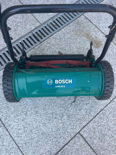 Bosch mower- non electric