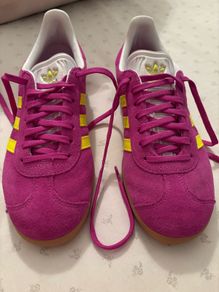 Addidas gazelles