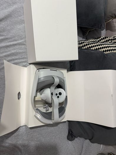 Pico 4 Ultra VR headset