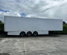 Artic Trailer