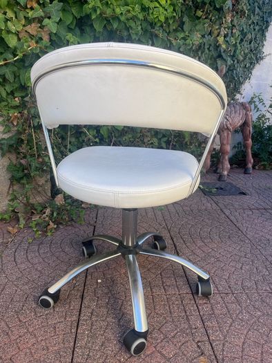 Calligaris Italian leather chairs