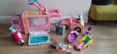 Barbie Camper Van