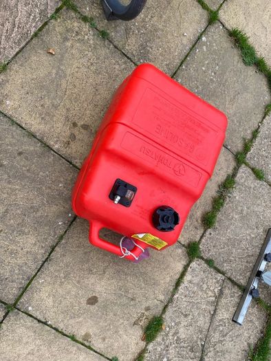 Genuine Tohatsu 25litre Fuel Tank And Fuel Line For Sale In Ballycullen 