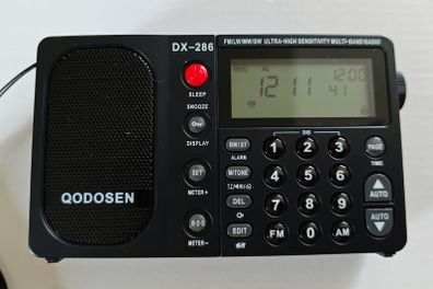 Qodosen DX286 LW/SW/MW/FM Radio and accessories set