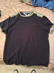 Tommy Hilfiger t shirt