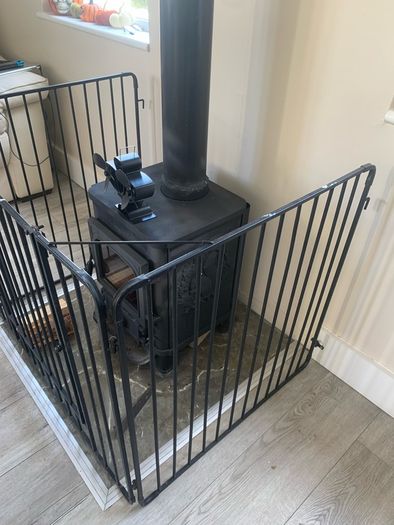Stove surround guard