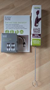 Bottle brush and 1 tap aerator