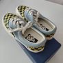 Vans UK3 Image 5