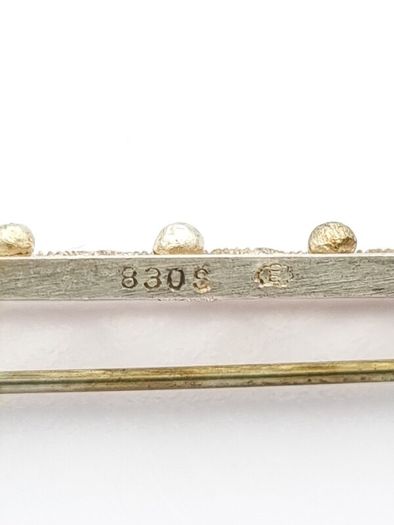 830 Antique Sterling Silver Brooch
