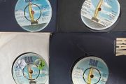 Lot 2.Hot chocolate vinyl record singles 4 euros each