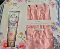 gift set. New