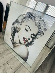 mirror