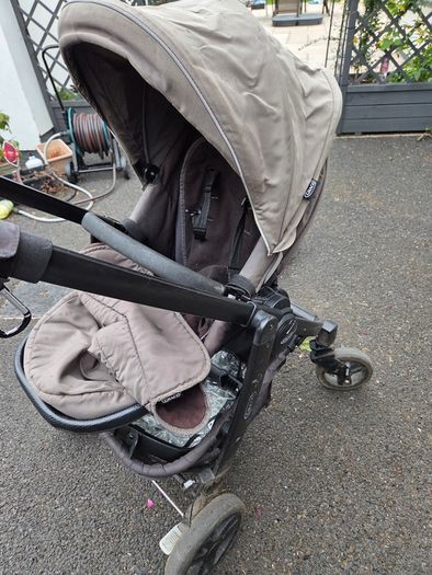 FREE: Well-Used Graco Complete Travel System with Car Base & Buggy Board