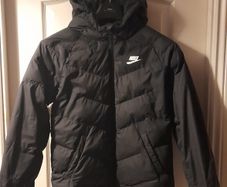 Boys Nike jacket.......BARGAIN
