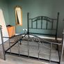 King size bed Image 2