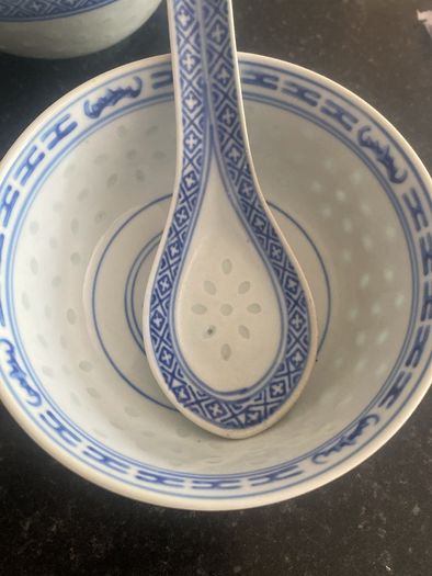 Set of 4 Blue & White Ceramic Rice/Soup Bowls with Matching Spoons