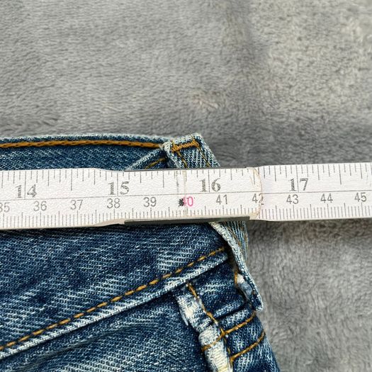 Levis 501 Vintage Made in UK W33 L32 Light Wash Blue Jeans 90s - Distressed