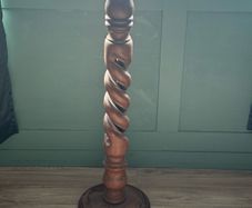 Decorative pillar