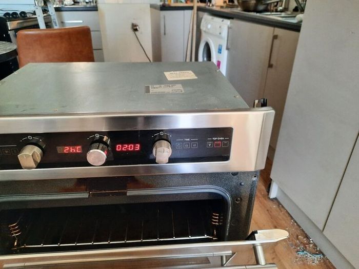 Stoves Electric Cooker & Hob( can deliver)