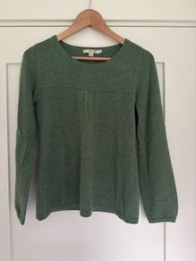 Boden cashmere green jumper Size 10