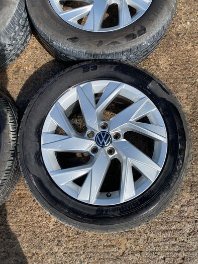 2022 Volkswagen Tiguan Alloys Wheels Breaking For Parts