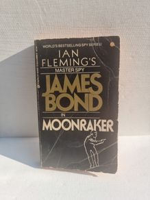 Moonraker. Ian Fleming. Berkley edition 1984