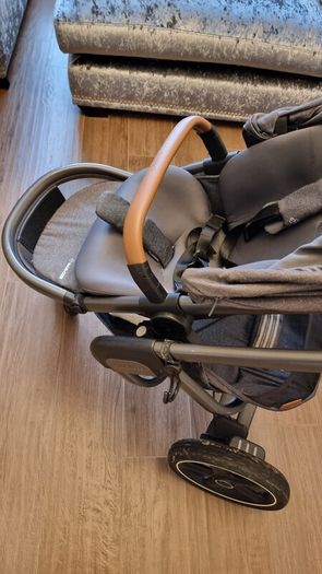 Maxi Cosi Nova3 Pushchair, Tinca car seat, Jade & isofix base