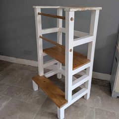 Kitchen helper learning tower