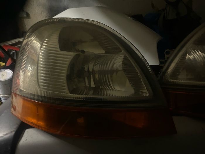 Renault Master / Nissan Interstar headlamps