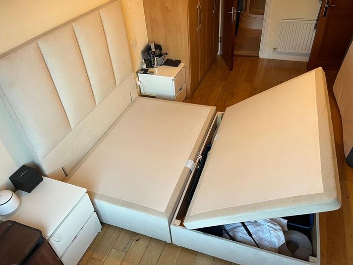 king size bed with ottoman