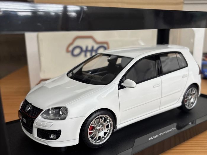 VW Golf Gti Edition30 Mk5 1/18 Otto New In Box