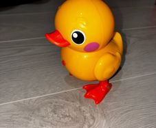 ZURU Robo Alive Junior Swimming Duck Bath Toy