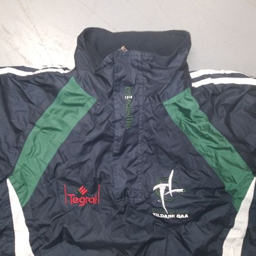 Kildare (S) GAA Windbreaker Jacket Hurling  Gaelic Football Hurling Cil Dara Vintage Retro Half Zip Black  Small