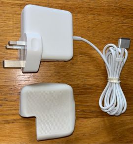 45W Replacement AC adapter for MacBook Air Model:A1436/A1465/A1466