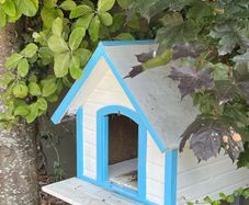 Dog kennel