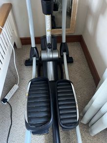 Cross Trainer