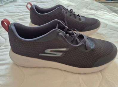 Skechers Go-Walk Trainers Brand New