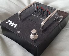 Analog Synth Octaver Pedal