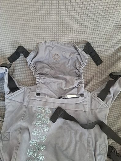 beco baby carrier