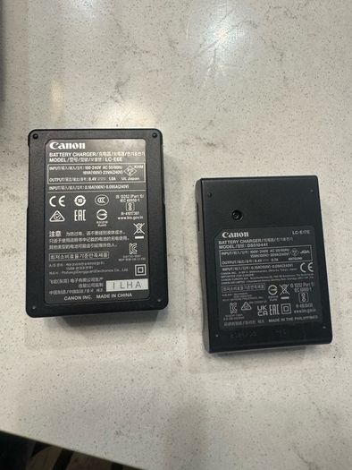 Canon camera battery and Sony np-f fast usb c chargers